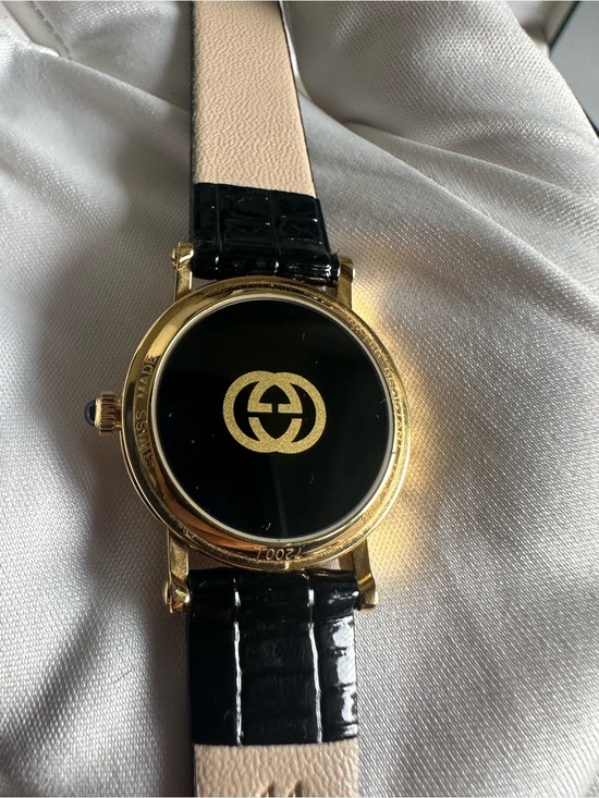 Vintage Gucci 2720L Gold Plated Swiss Watch Full Set Box Papers 1995 main image 5